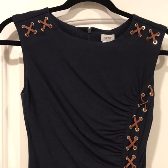 Cache dress 👗 - Picture 2 of 5